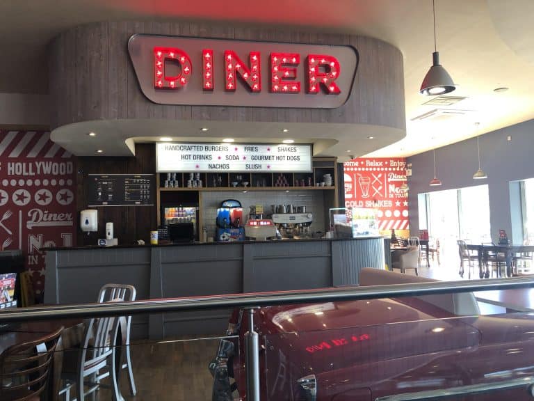 HOLLYWOOD BOWL Basildon Festival Leisure Park